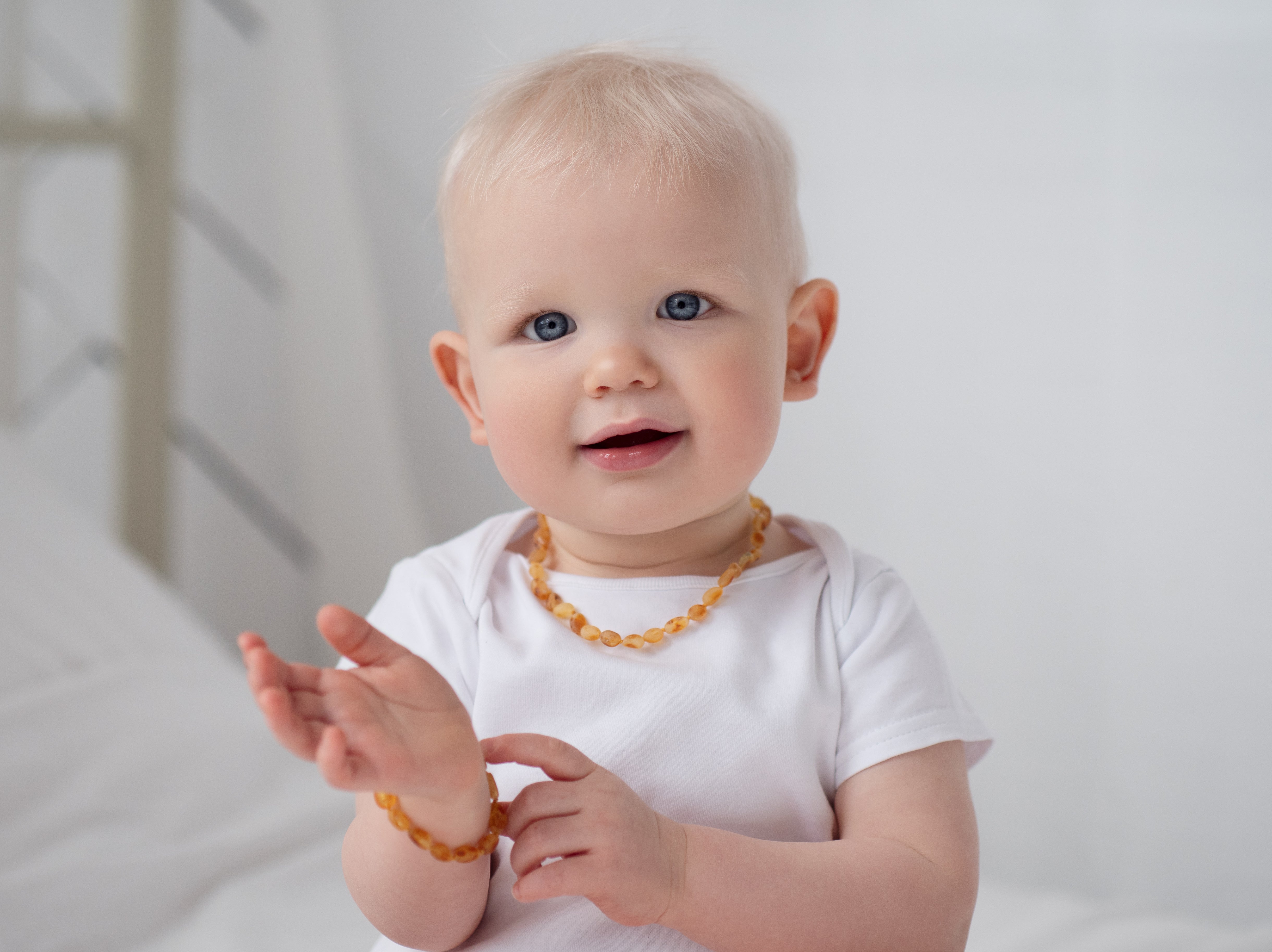 Amber baby teething on sale necklace