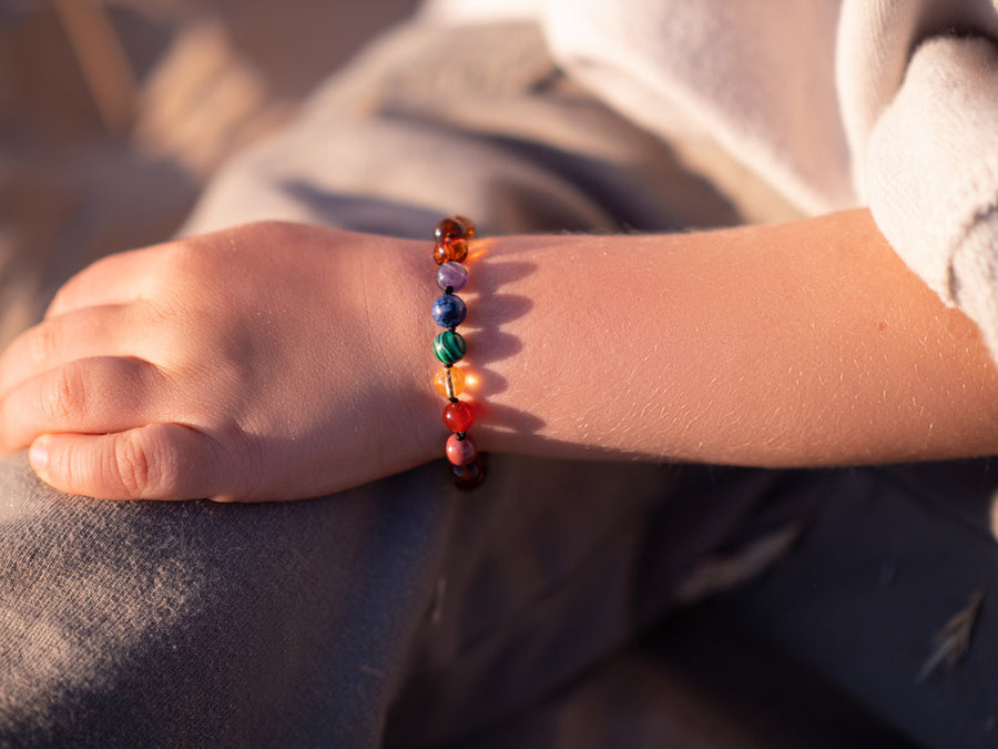 Kids' Amber bracelet designed to soothe teething discomfort.