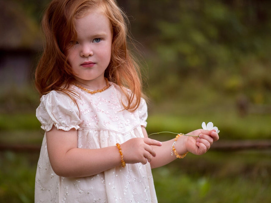 ADJUSTABLE RAW HONEY BALTIC AMBER TEETHING BRACELET / ANKLET